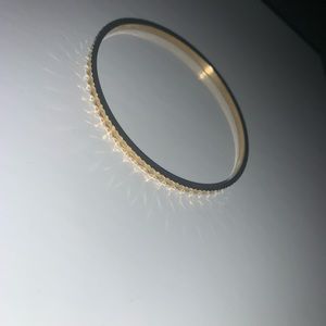 Gold bangle